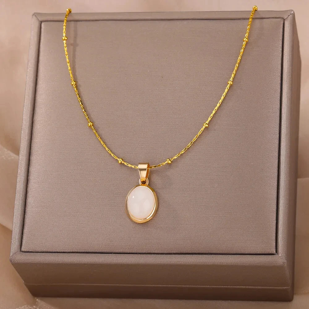 Stone Opal Oval Necklace