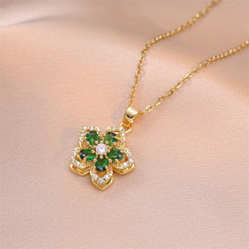 Romantic Flower Pendant Necklace